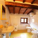 Casale Aiola * Poggioni