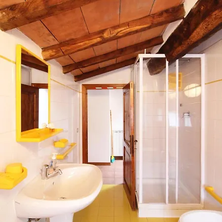 Casale Aiola *